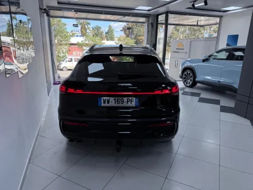 Audi Q5 2026 S line full black