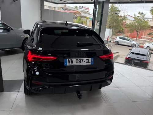 Audi Q3 2026 S line full black
