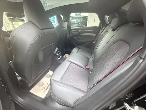 Audi A6 2026 S line black
