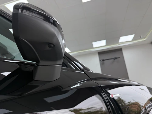 Audi Q3 2026 S line full black