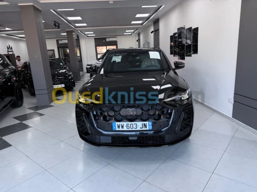 Audi New Q5 Quattro 2025 S line black black
