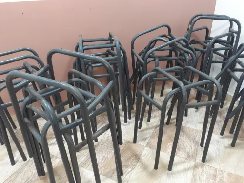tables et chaises scolaires