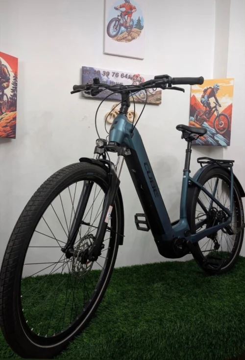 Vélo de ville Cube 2024
