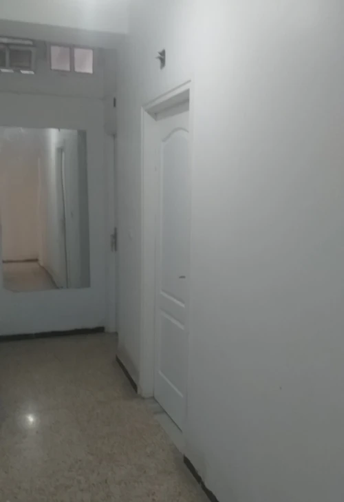 Location Appartement Niveau de villa F7 Alger Hydra