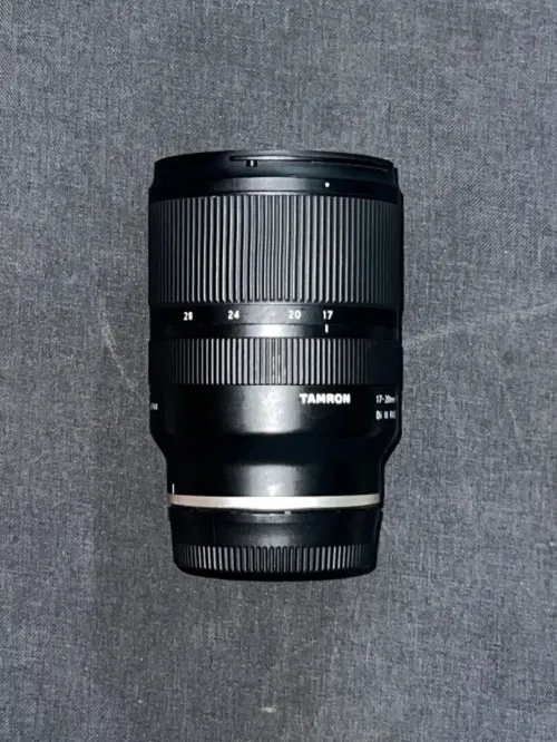 Objectif Tamron 17 28mm f/2.8 Di III RXD  Monture Sony E