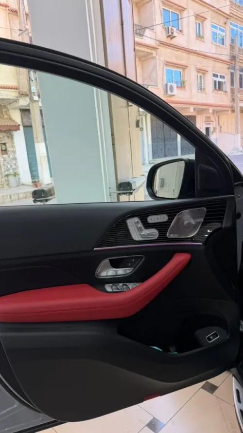 Mercedes Gle 300 2025 