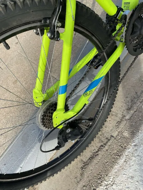 Vélo rockrider VTT st100 jaune
