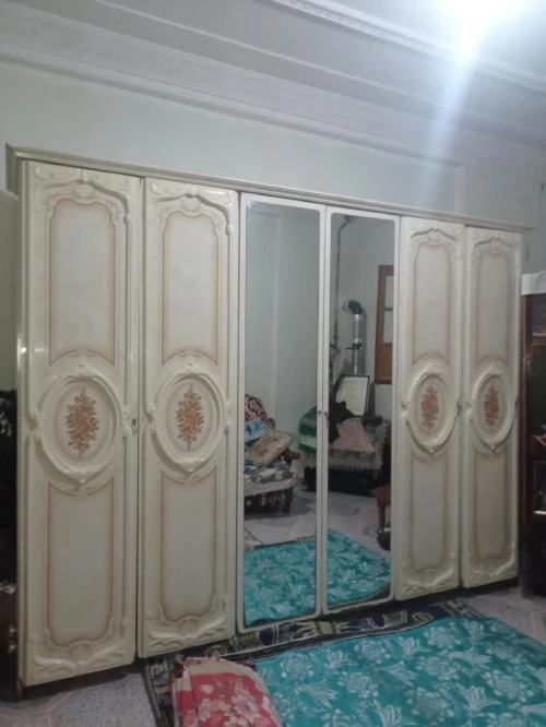 غرفة نوم امبورتاسيون إيطاليا  نخالة السعر قابل للتفاوض 