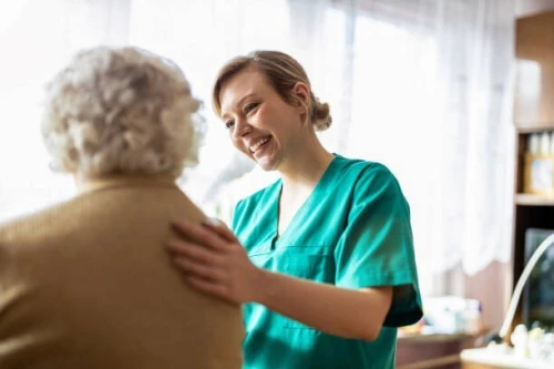 Garde malade homme et femme nuit et jour h/24/24,7/7 à domicile ou à l'hôpital 