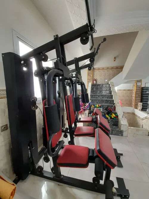 Tilla press musculation 