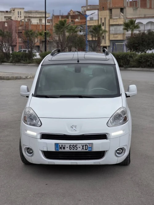 Peugeot partner tepee 2015 la touts