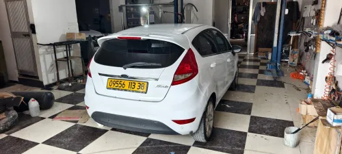 Ford Fiesta 2013 Titanium Sport pack