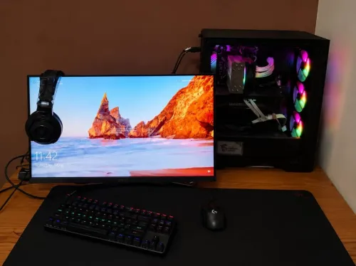Pc gaming قوي للالعاب والمنتاج