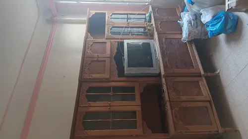 Une bibliothèque de style ancien 