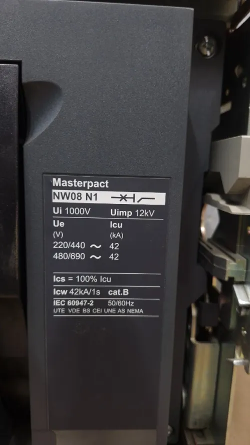 Disjoncteur siemens 1000A /schneider 800A