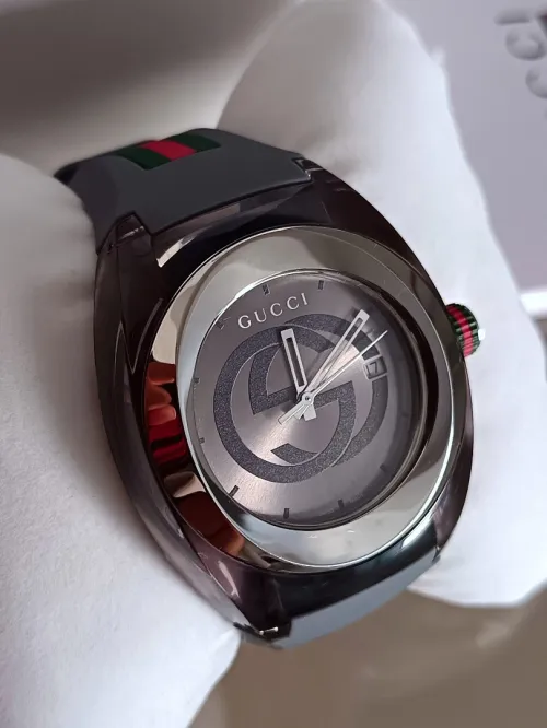 Montre Gucci 
