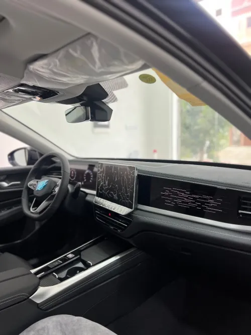 Volkswagen Passat 2025 Pro