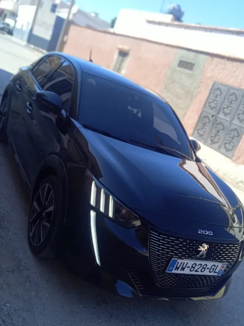 Peugeot 208 2023 GT