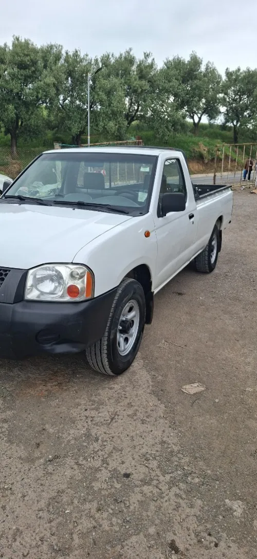 Nissan Pickup 2011 Pickup