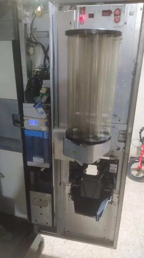 Distributeur automatique boisson chaude 