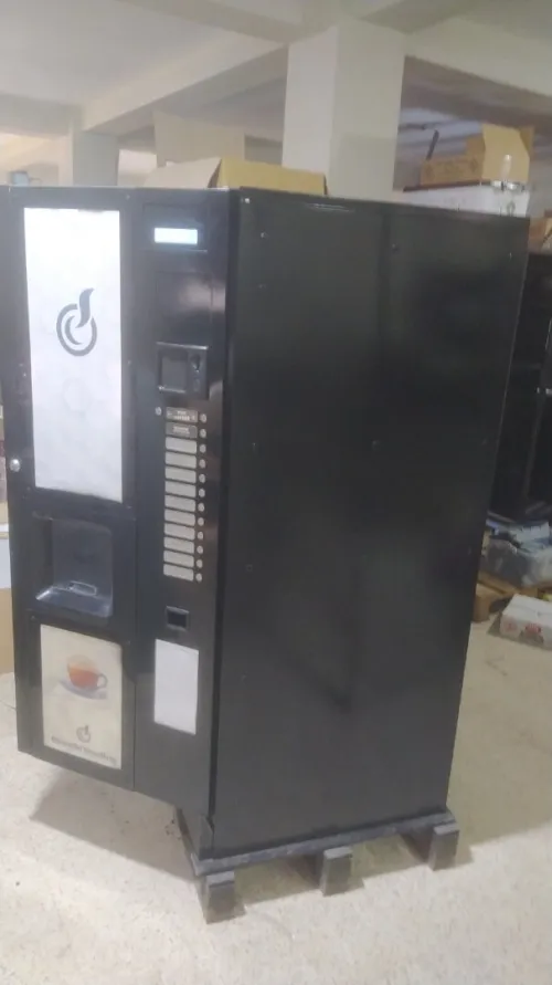Distributeur automatique boisson chaude 