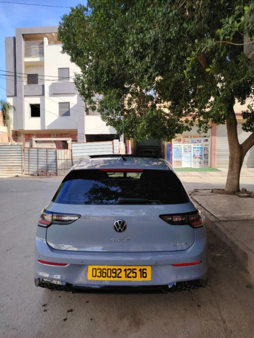 Volkswagen Golf 8 2025 R-Line