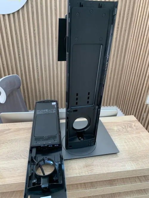 DELL OptiPlex 7070 ultra 24"  Core i5 i5-8365U 8 Go DDR4-SDRAM 256 Go SSD