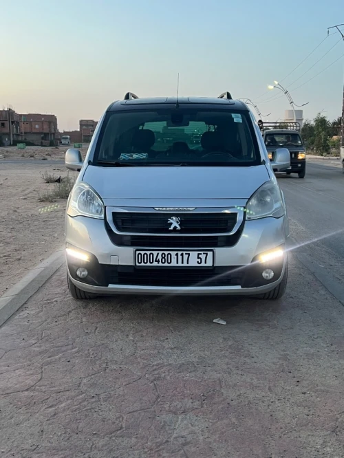 Peugeot Partner 2017 Tepee Allure 