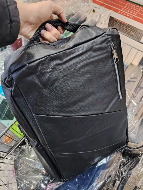 Cartable sac à dos pour les étudiants et les travailleurs couleur noir gris بيع محفظة للطلبة والعمال