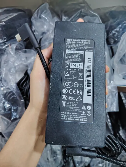 Plusieurs modèles de chargeurs pc portable #Dell #Acer #Asus #Lenovo #thinkpad #Asus بيع شارجور بيسي