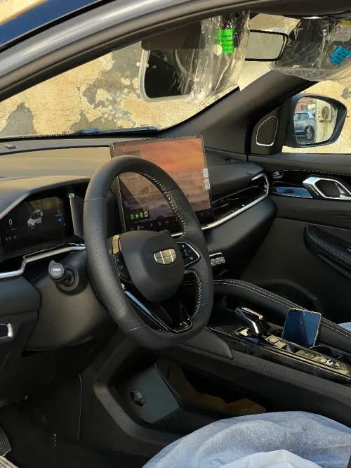 Geely Coolray 2025 