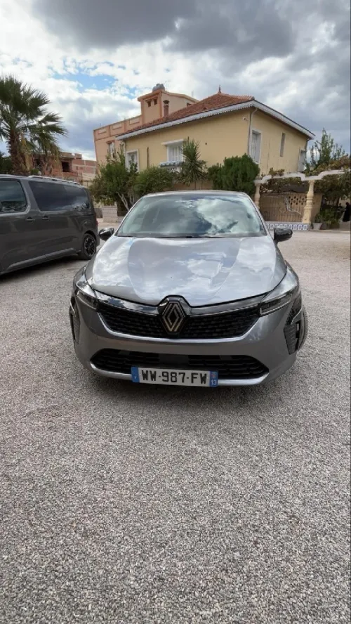 Renault Clio 5  2024 Authentic