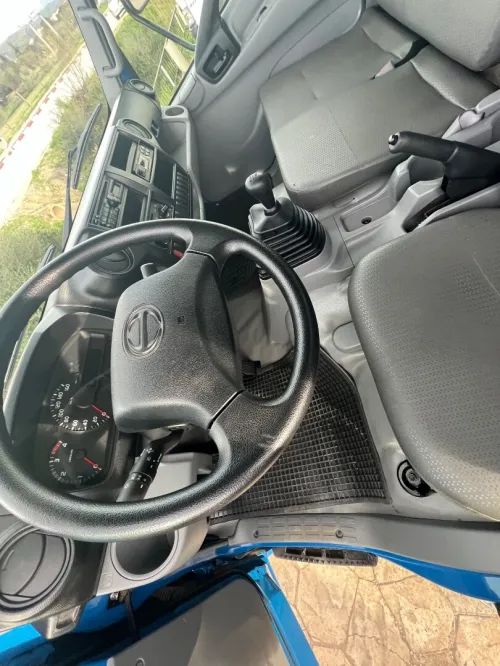 HINO HINO 711 2013