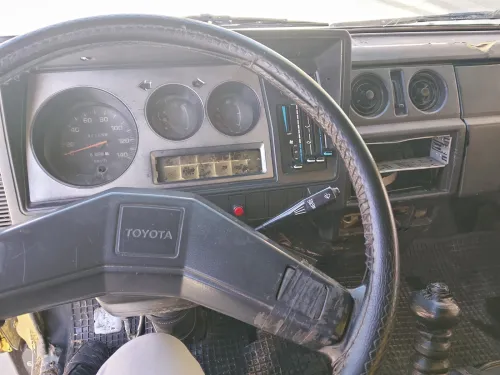 Toyota Bi 1988