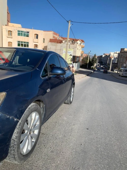Opel Astra 2011 G