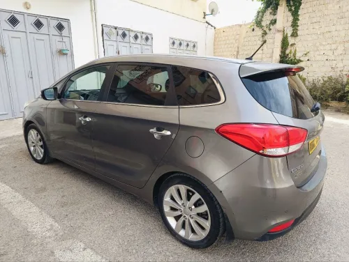 Kia Carens 2015 Premium