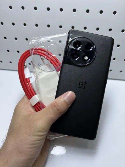 One plus 11r 5g 2sim💯💯 