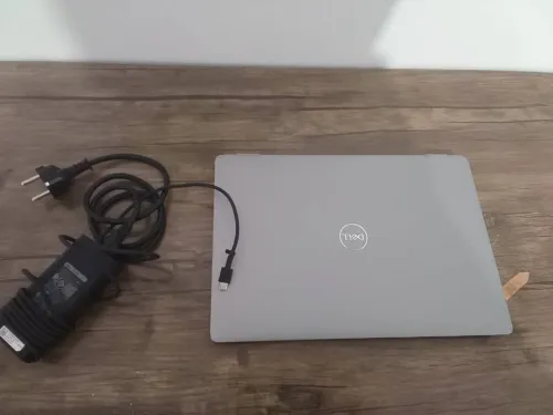 Dell Latitude tactile 5320 i5 11 gen,1145G7  16GB 256GB SSD NVMe 13.3" FULL HD IPS