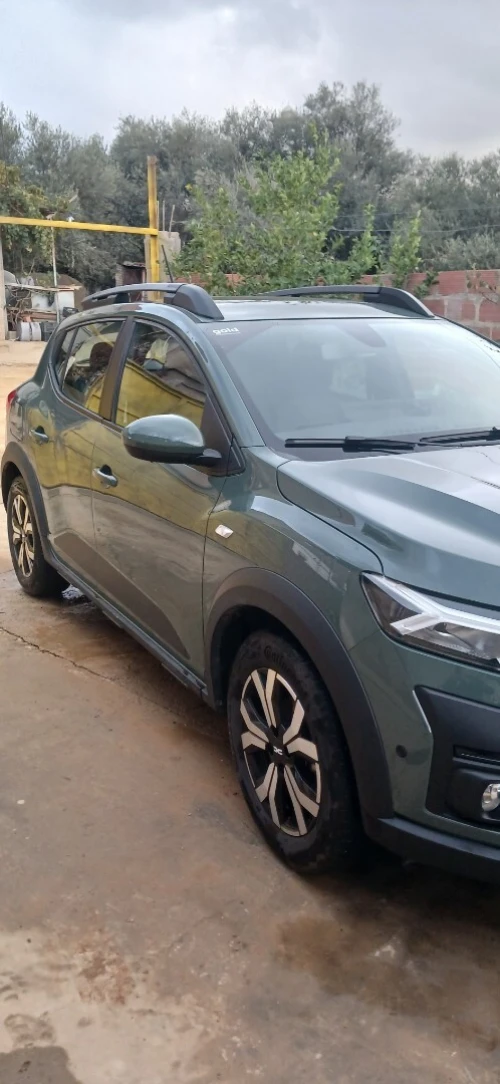 Dacia Sandero 2024 Stepway gold plus