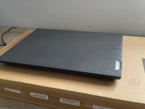 Lenovo v 14 