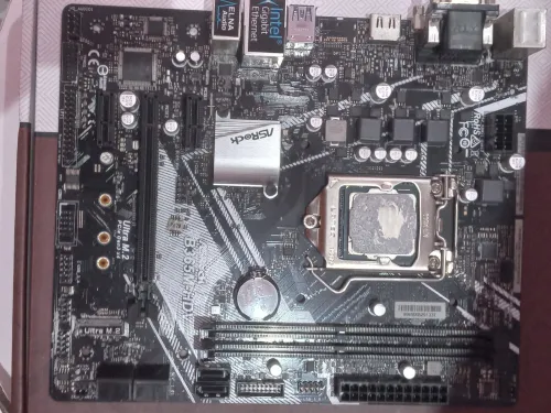 التوصيل متوفر              M.         Asrock b365m - hdv + I5 9400F+ stock cooler