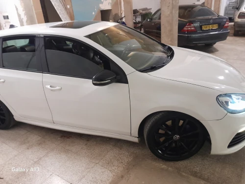 Volkswagen Golf 6 2011 R20