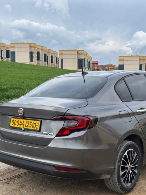 Fiat Tipo Sedan 2025 Life Toutes Options