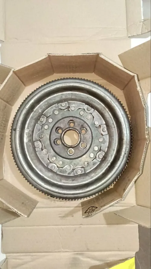 Débrayable volants moteur 2.0 tdi 143ch boite automatique ydji 3la Volkswagen Passat golf.. seat...