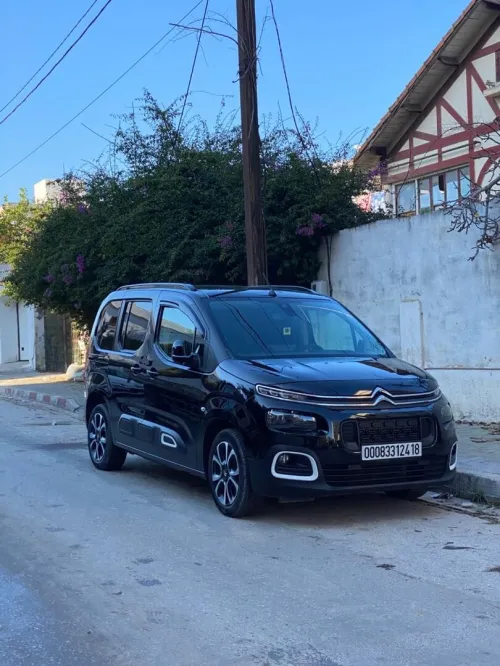 Citroen Berlingo vitré 2024 Toutes options
