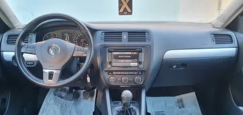 Volkswagen Jetta 2013 Life