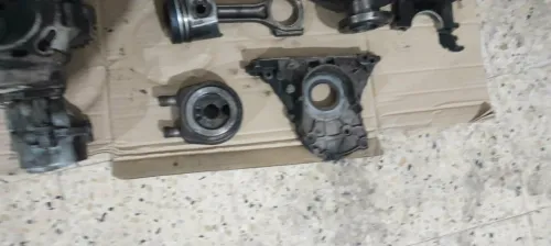 Pièces d'occasion moteur 1.9 dci 120 chv