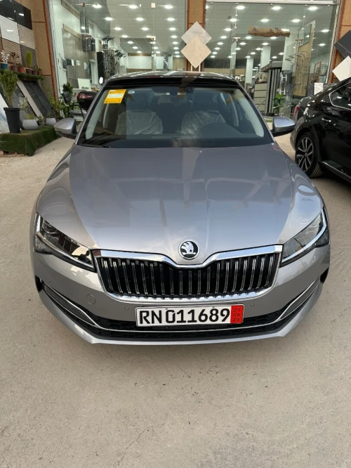 Skoda Superb 2025 Full options