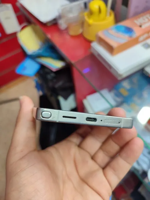 Samsung S25 ultra 512g 2 sim tres bon état