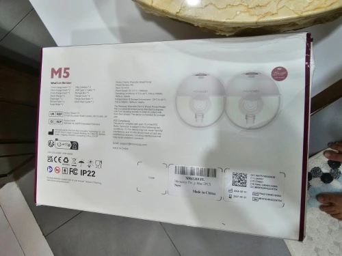 Momcozy M5 Breast Pumps